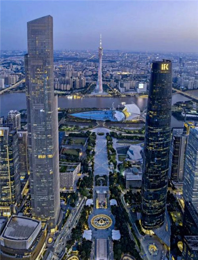 专业详解：上海浴场全套的丰富内容和实用性